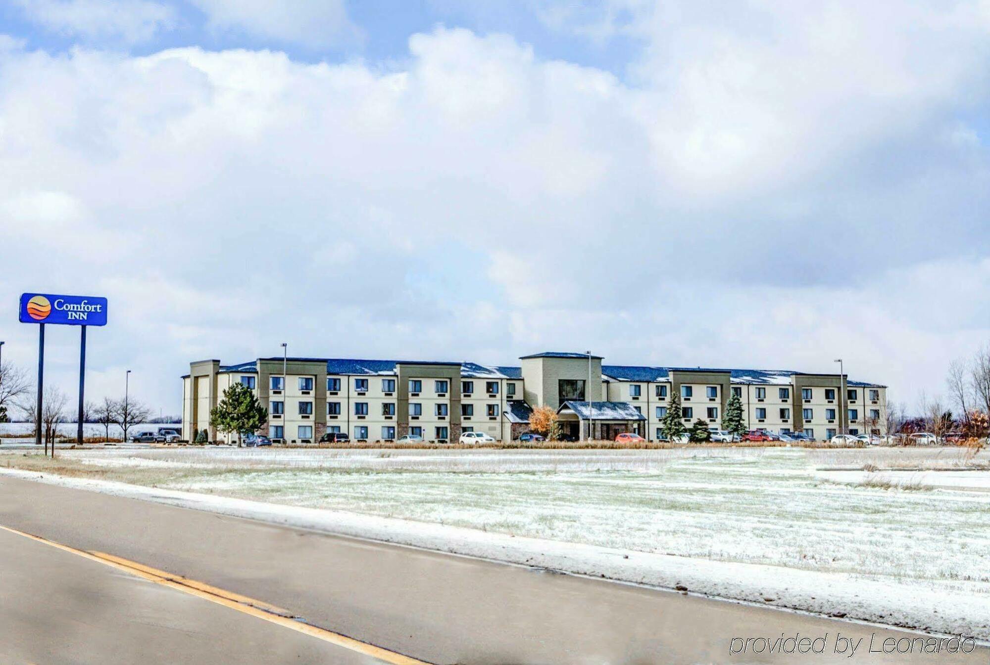 Comfort Inn Metro Airport Romulus Buitenkant foto